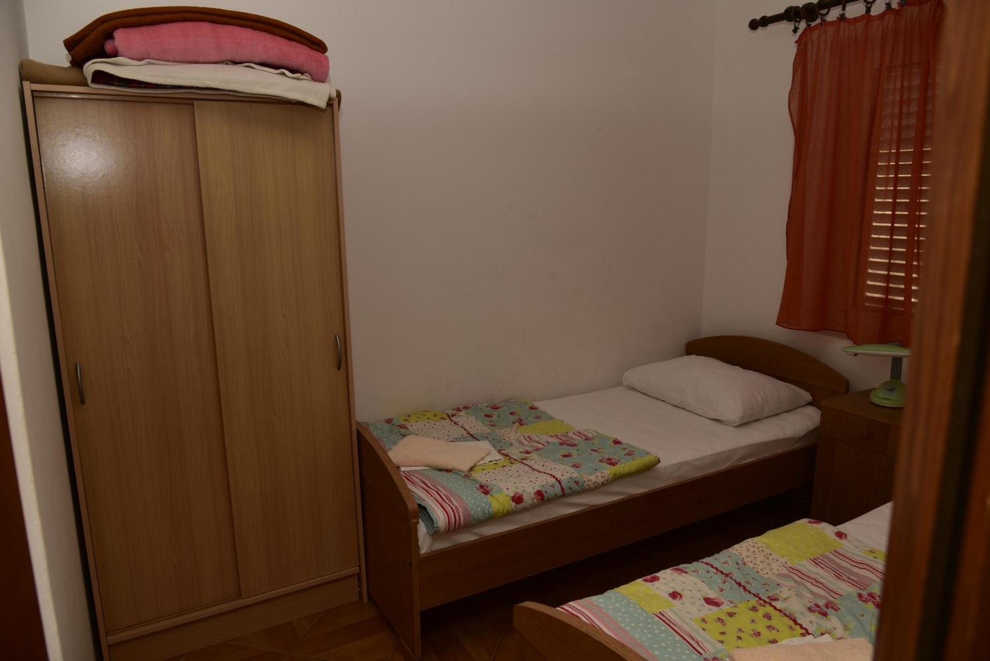 Apartments Ivka Малинска Екстериор снимка