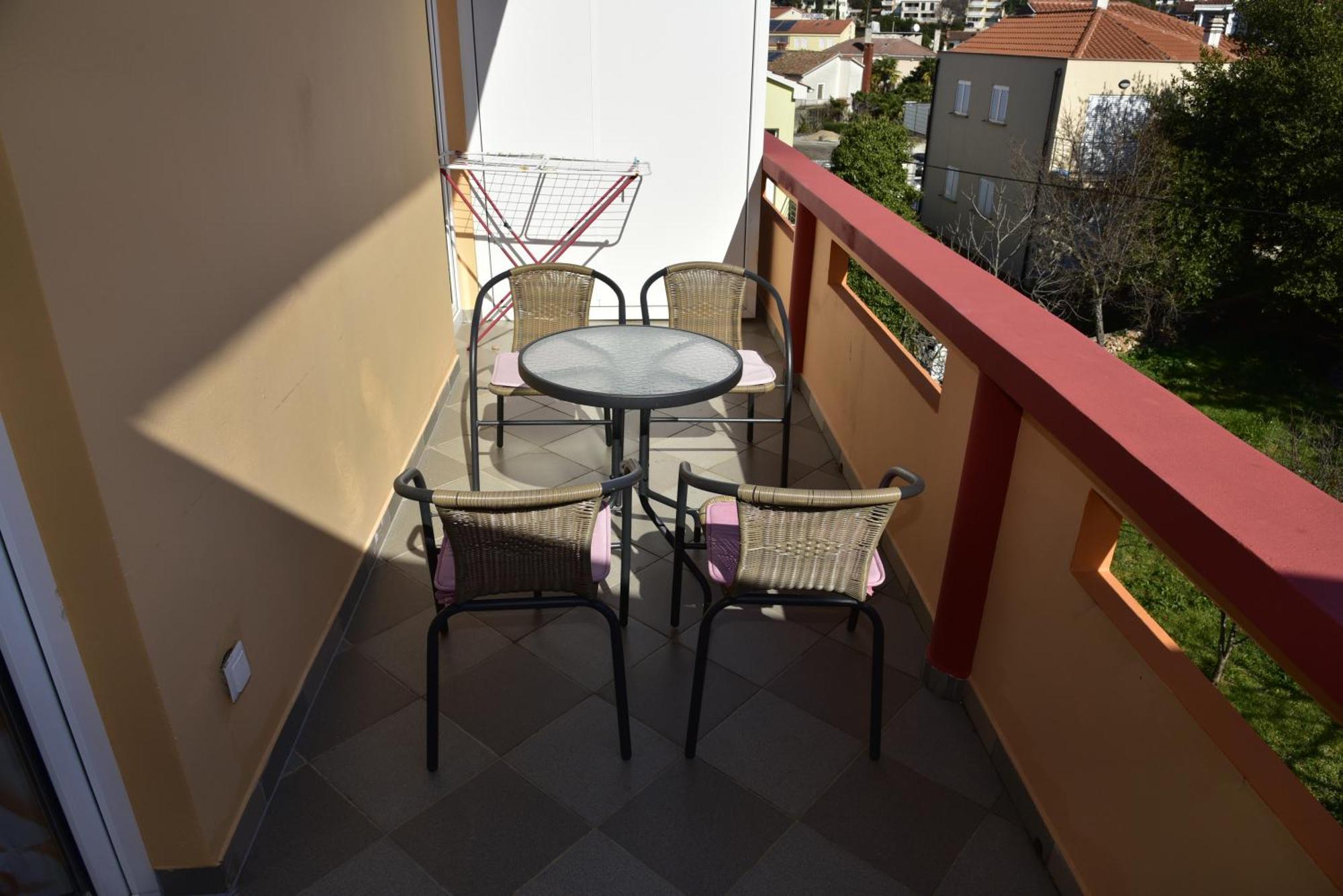 Apartments Ivka Малинска Екстериор снимка