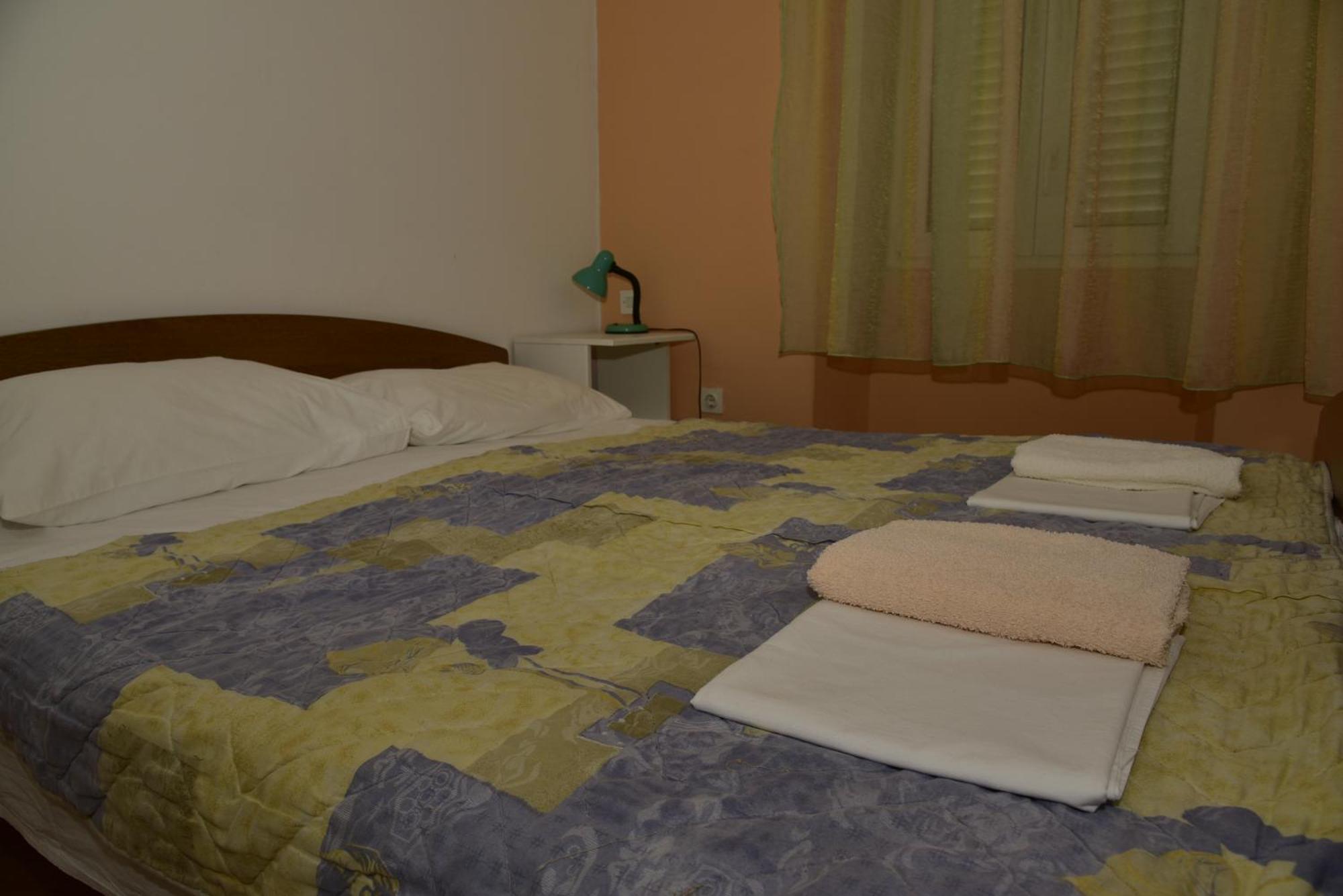 Apartments Ivka Малинска Екстериор снимка