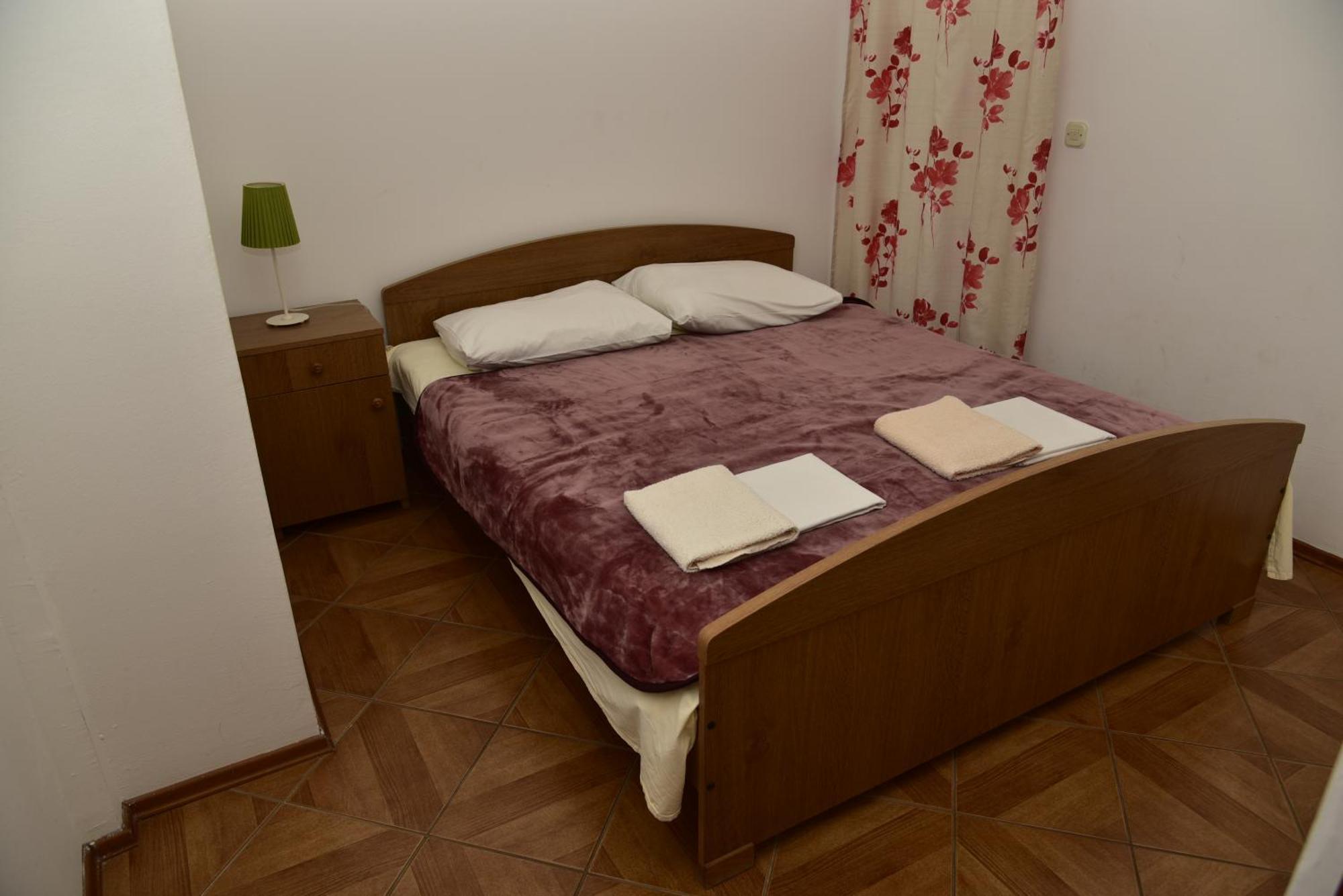 Apartments Ivka Малинска Екстериор снимка